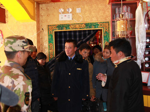 白朗縣聯(lián)合專項檢查筑牢“三類場所”施工安全防線